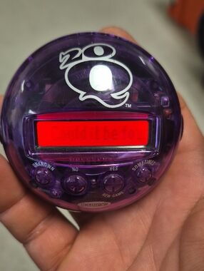 20Q Electronic Guessing Game - Purple
